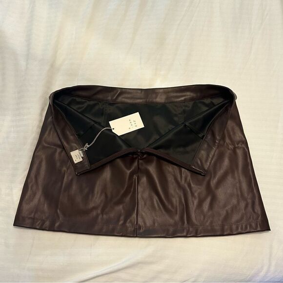 A New Day Brown Women's Mini Faux Leather Skirt Large - Picture 3 of 6